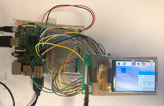 Aufbau Raspberry Pi mit NHD-2.4-240320CF-CSXN#-F